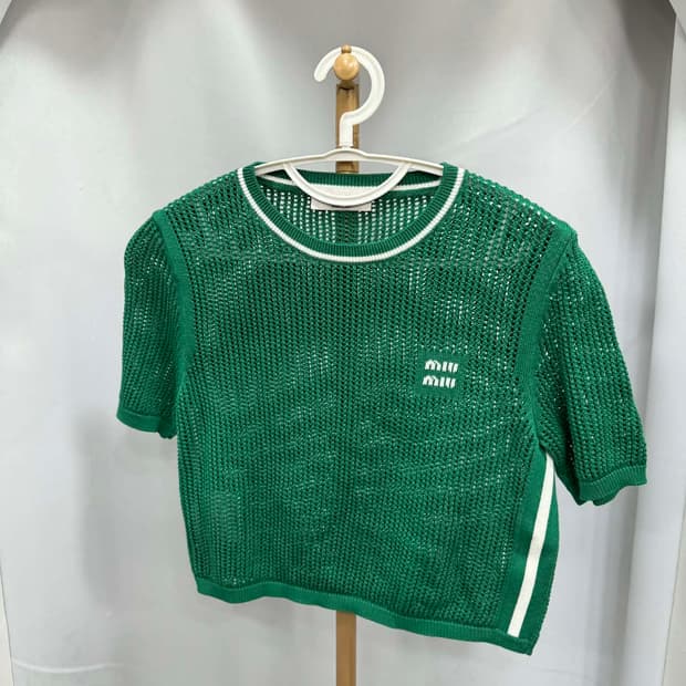 새상품급 미우미우 40사이즈