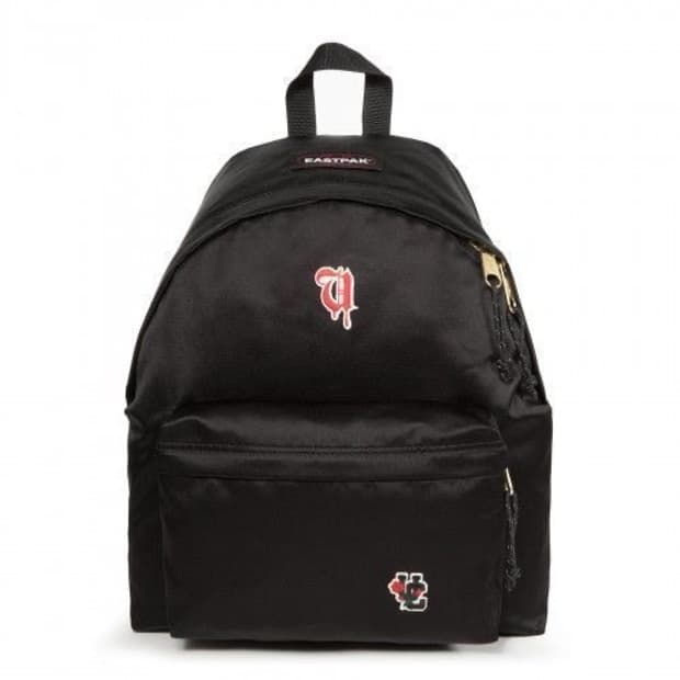 이스트팩 X 언더커버 블랙 새틴 백팩