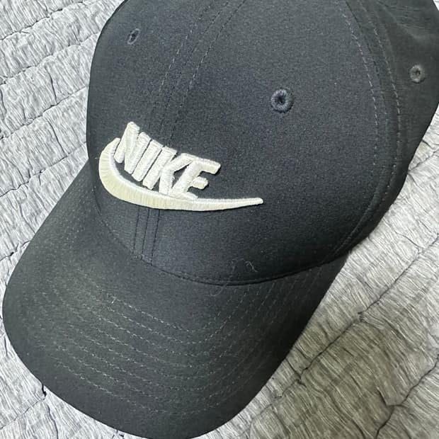 나이키 블랙 볼캡 모자