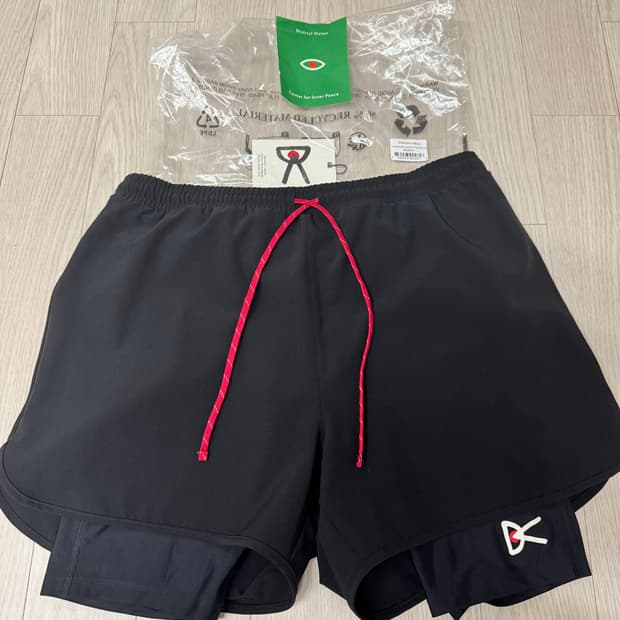 디스트릭트비전 2in1 립스타 레이어드 트레일 쇼츠  M