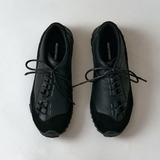 네거티브쓰리 Curved Lace No.2 Sneakers (270)