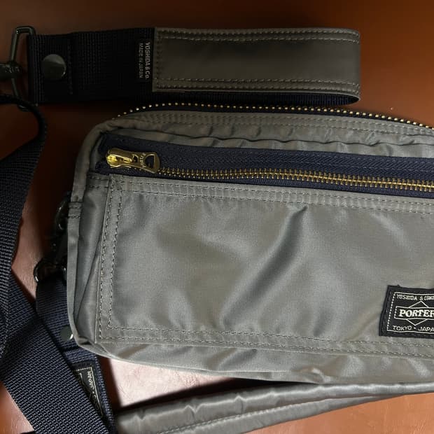 포터 스몰 크로스백