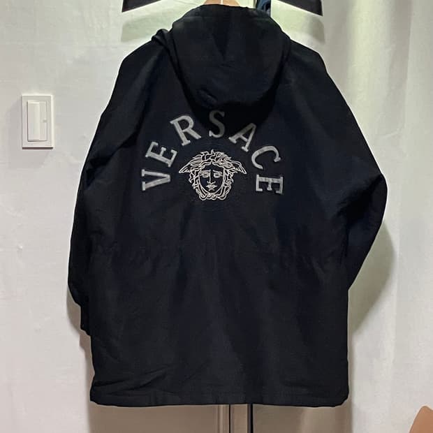 베르사체 후드자켓