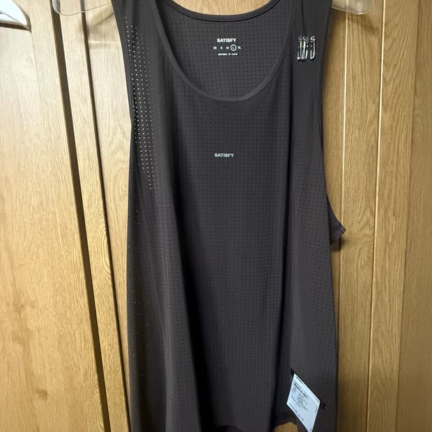 [L] 새티스파이 스페이스-O 싱글렛 딥 마호가니