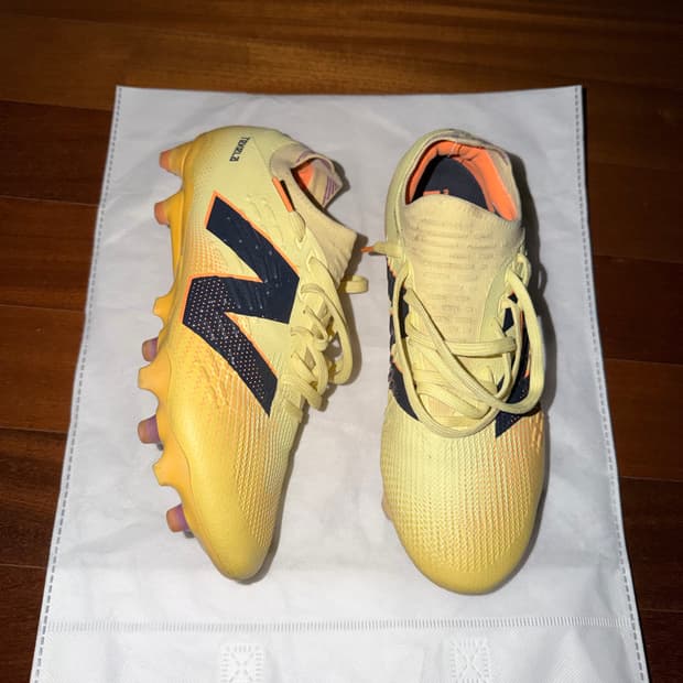 뉴발란스 축구화