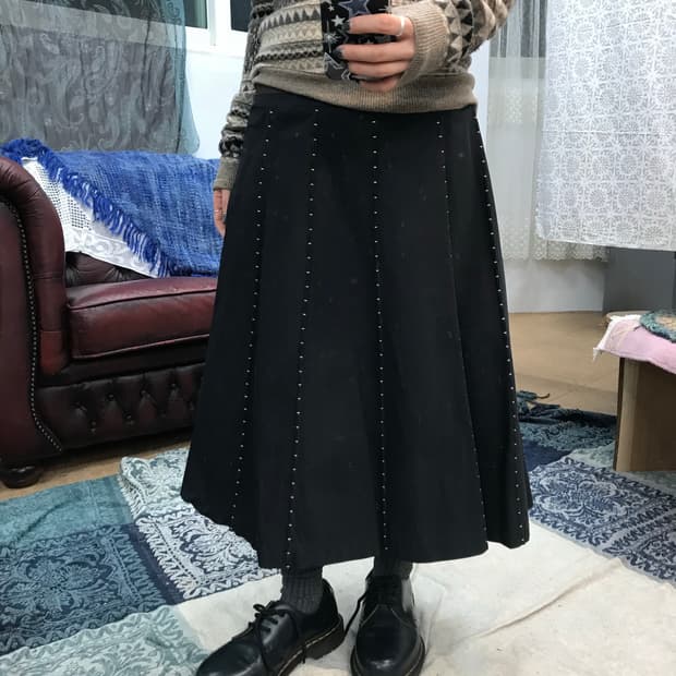 GABIYA 여성 디테일 미디스커트 