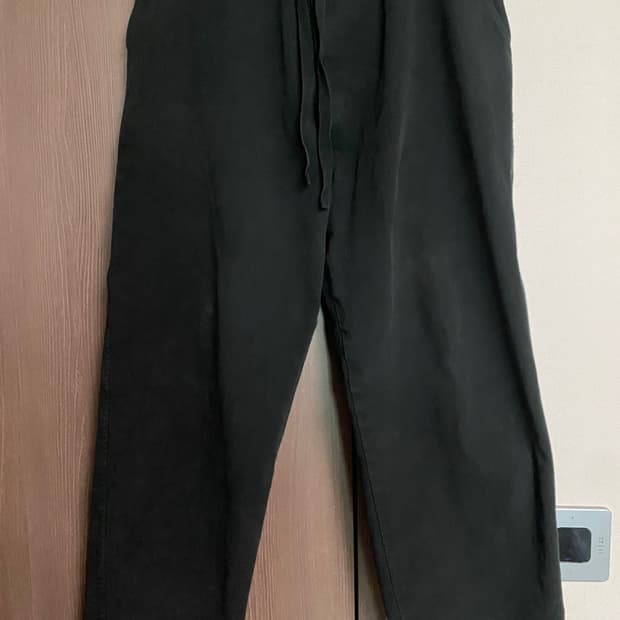 [1]23aw 코모리 가먼트다이드 드로스트링 팬츠 블랙