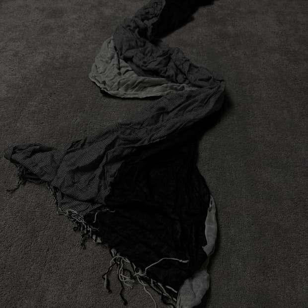 Vintage minimal grunge mood scarf
