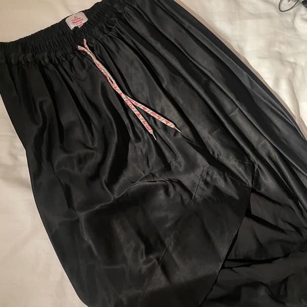 비비안웨스트우드 미디 스커트