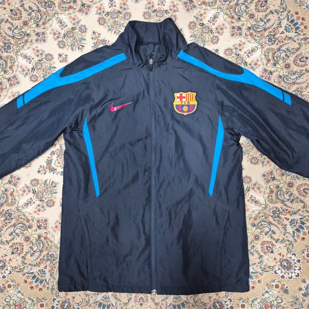 바로셀로나 바람막이