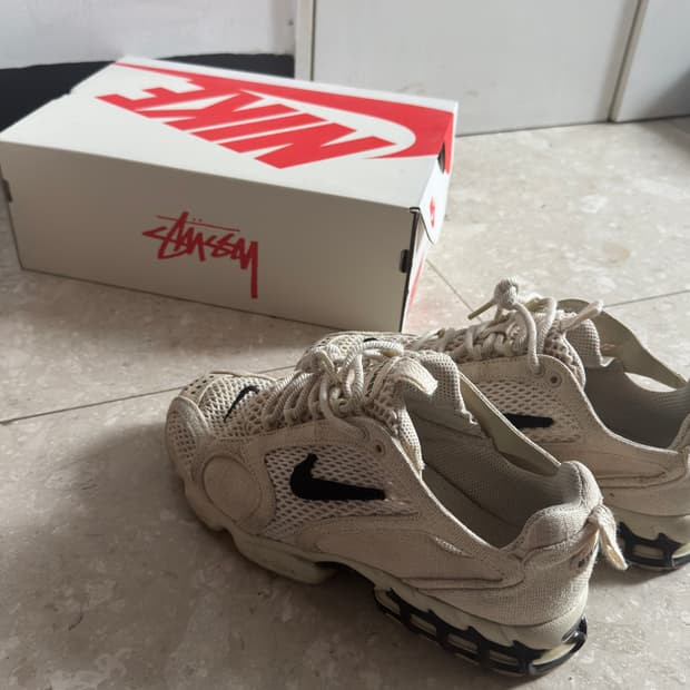 나이키 스투시 에어 줌 스피리돈  케이지 2 파슬 260 