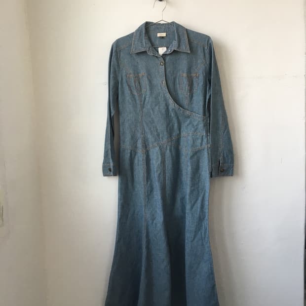 Line detail denim onepiece