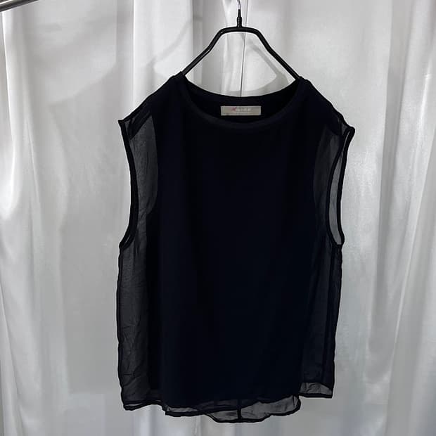 UNITED ARROWS 