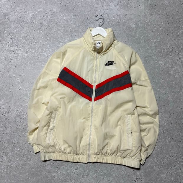 나이키 빅스우시 플라워 아이보리 바람막이