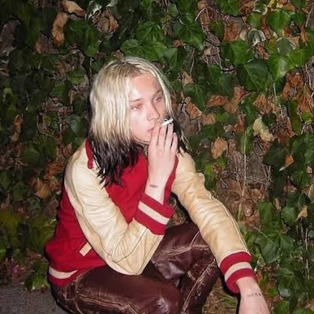 (구매) 넘버나인 07aw 포틀랜드 바시티 빨간색 삽니다