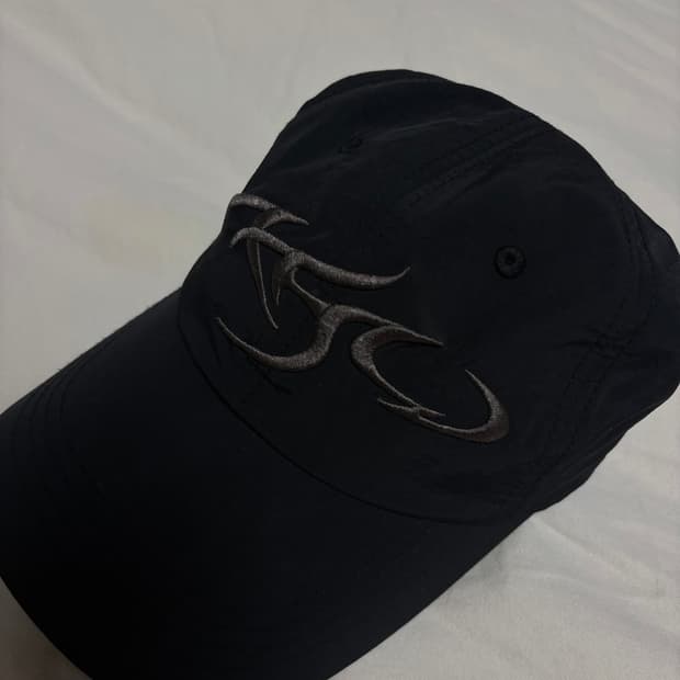 AJOBYAJO 아조비아조 나일론 캡 판매합니다