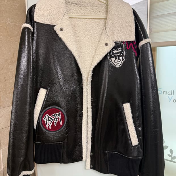 Wacc&universal 콜라보 희귀 가죽자켓