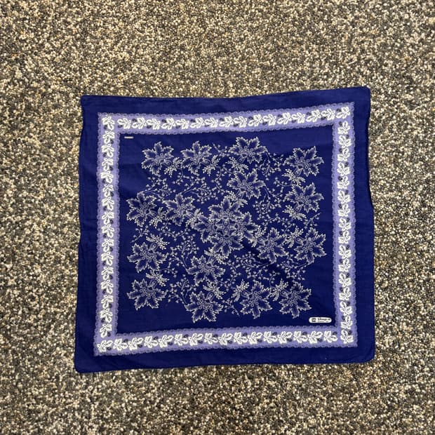 빈티지 플로럴 반다나  