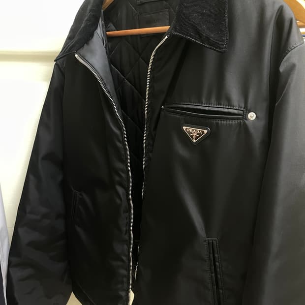 (XL)프라다 리나일론 블루종 워크 자켓 판매해요