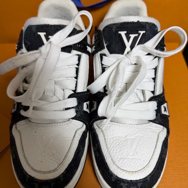 루이비통 트레이너 스니커즈 