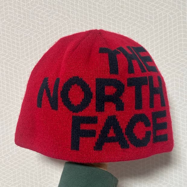 노스페이스 빨간색 비니