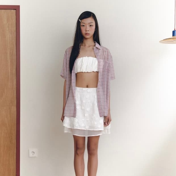가니송 sheer fresh check blouse