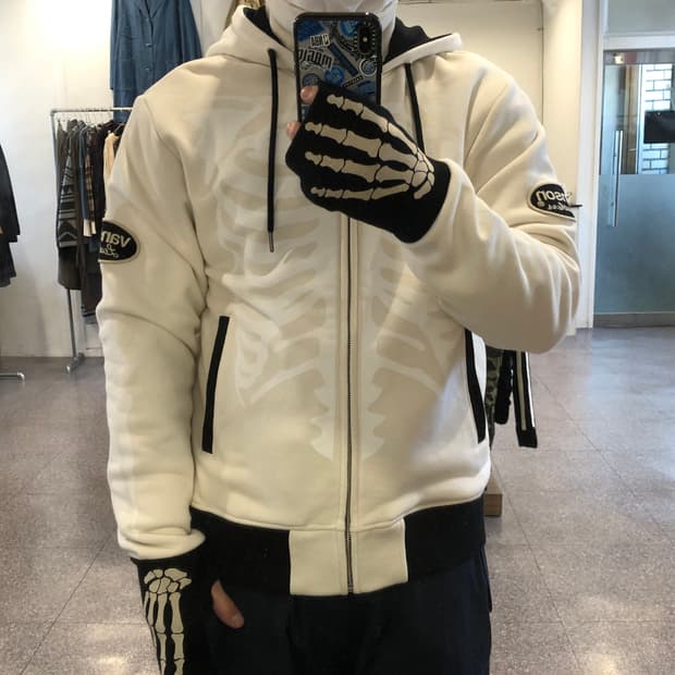 밴슨 본 스켈레톤 넥워머 후드집업