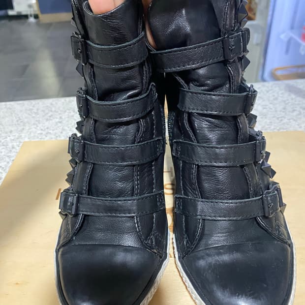 ASH 아쉬 블랙 웨지힐 스니커즈 39