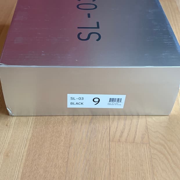 Yeezy SL 03 (270, us 9)