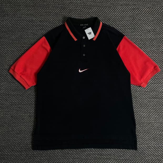 00s 나이키 센터 스우시 박시핏 카라 티셔츠o 3332