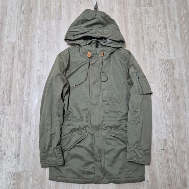 캘빈클라인 진스 밀리터리 포켓 후드 야상점퍼