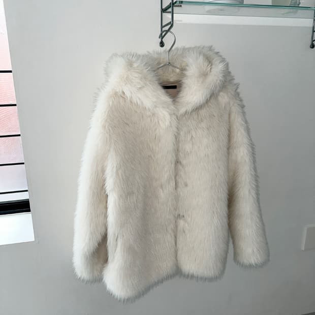 이너뮤트 후드 퍼 자켓