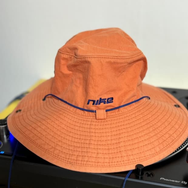 나이키 부니햇 판매해요