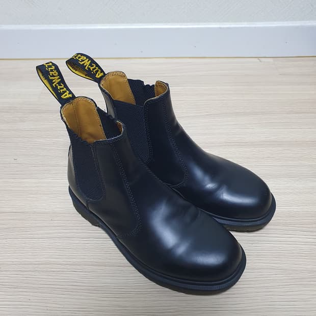 닥터마틴 2976 첼시부츠 250