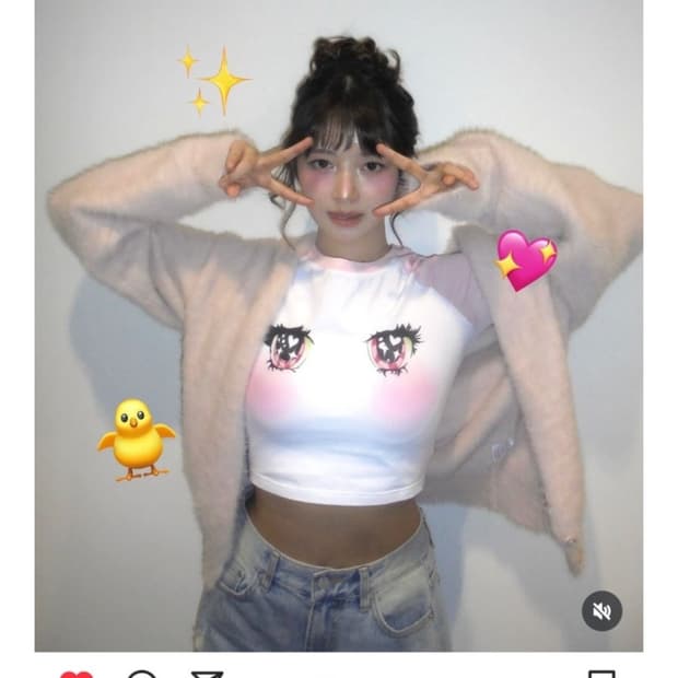 No dress 트윙클 아이즈 티셔츠 화이트 m (반팔 버전)