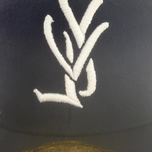 Yvl cap 7 1/4 navy