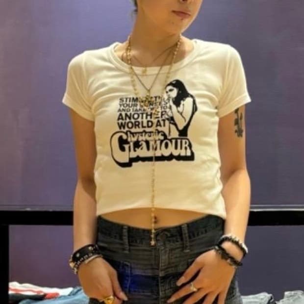 [미개봉새상품/품절제품] 25SS 히스테릭 글래머 스모킹 걸 치비 티셔츠