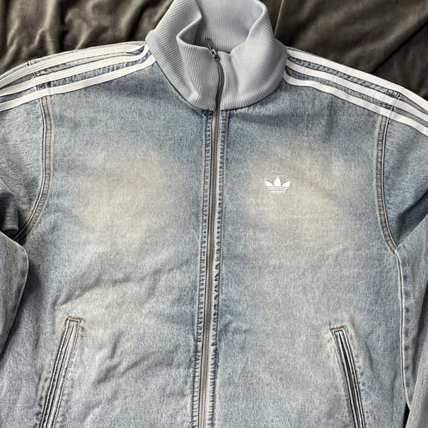 아디다스 x 아트모스 데님 트랙탑 연청 M 택포 새상품