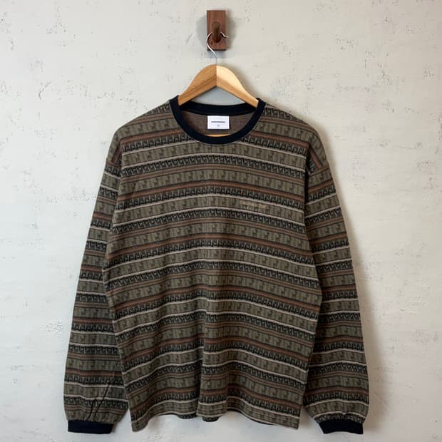 디스이즈네버댓 패턴 스트라이프 티셔츠