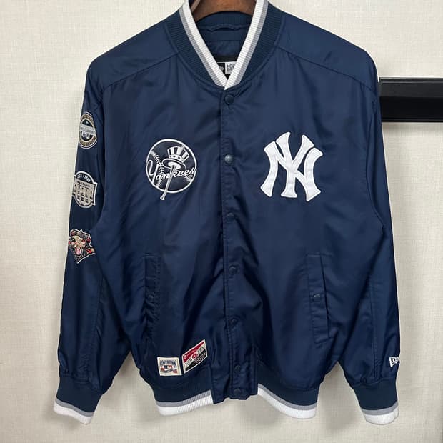 뉴에라 뉴욕 양키스 야구 점퍼 네이비 90-95