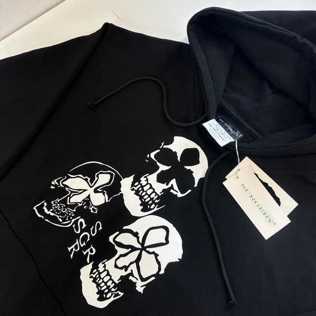 새상품)써저리 sur8ery 스컬후드 xl