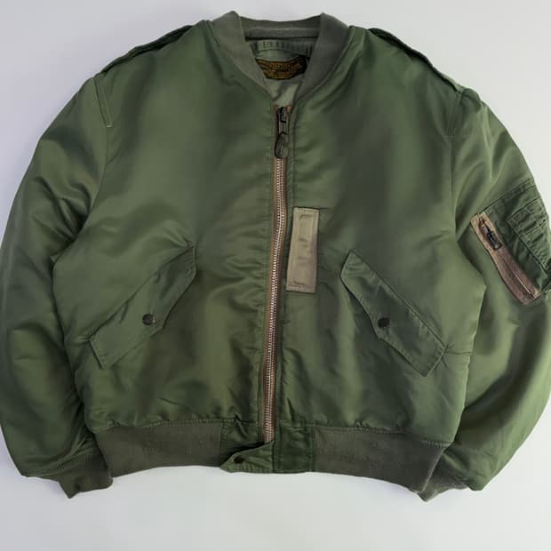 Cab Clothing  캡 클로딩 L2B 플라이트 봄버 자켓