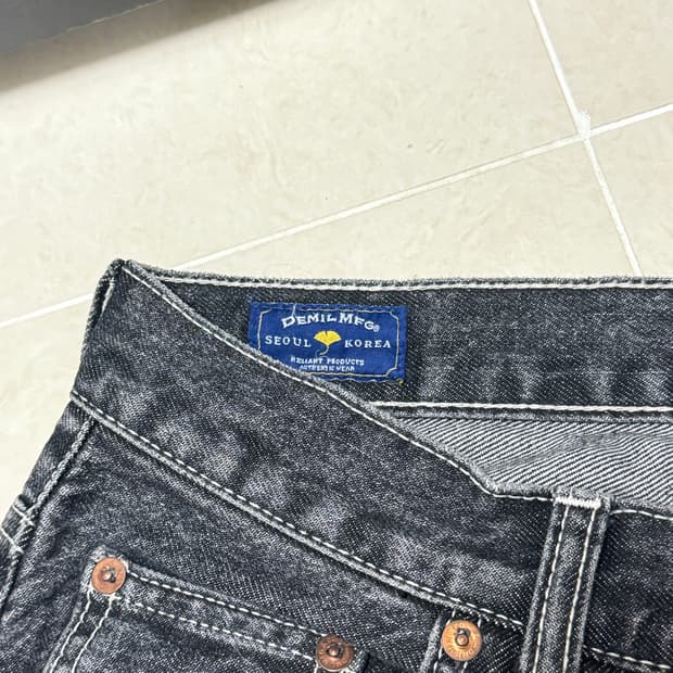 데밀 블랙 워싱 청바지