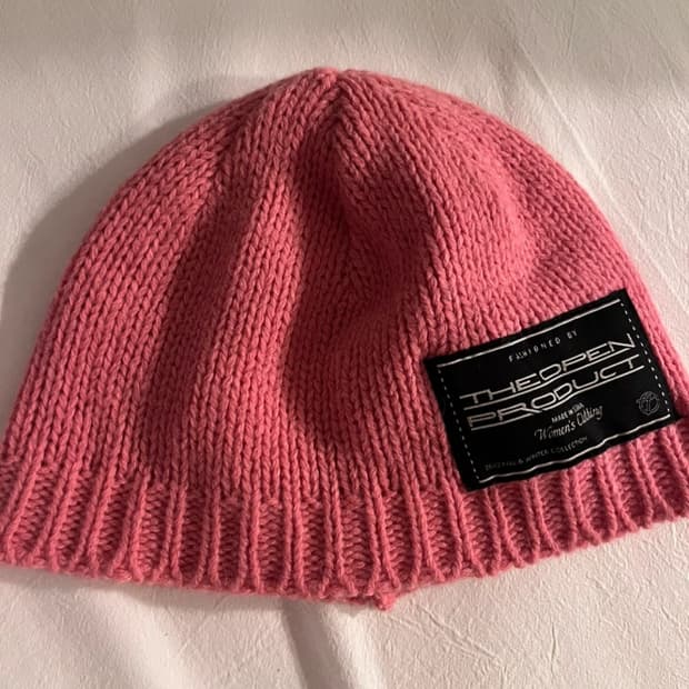 더오픈프로덕트 핑크 비니