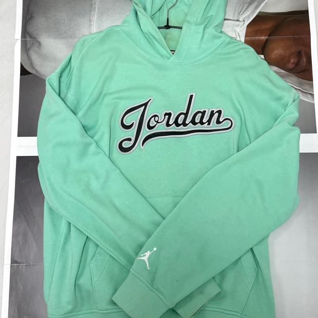 JORDAN HOODIE