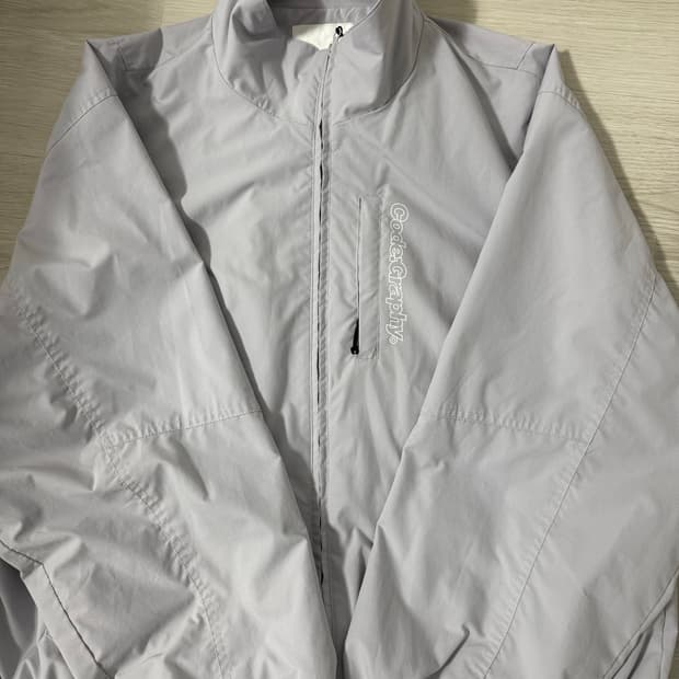 코드그라피 바람막이 셋업