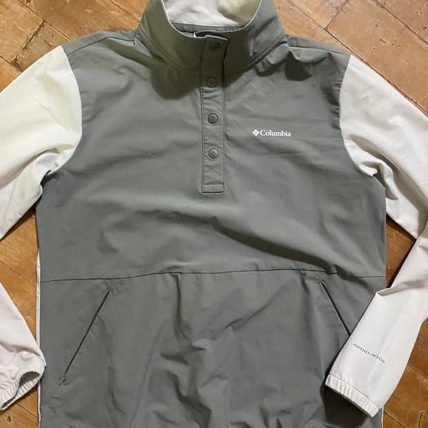 컬럼비아 반집업 바람막이 M 사이즈 (100)