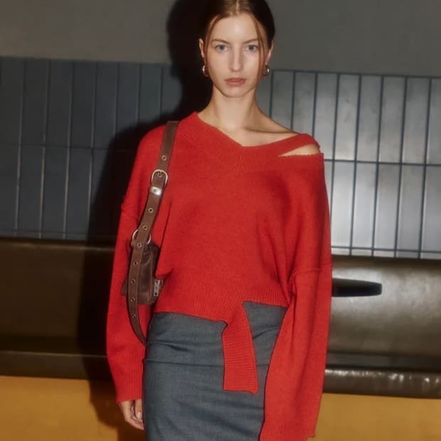 Pheobes Knit Sweater Red