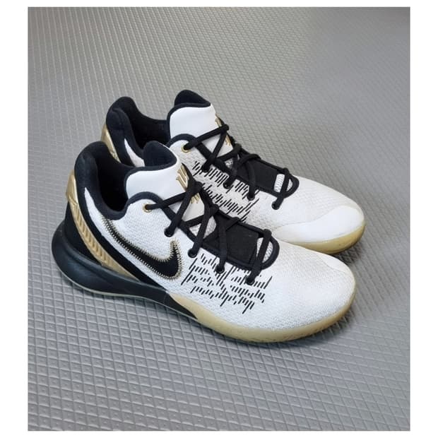 나이키 카이리 플라이트랩2ep 농구화(255)