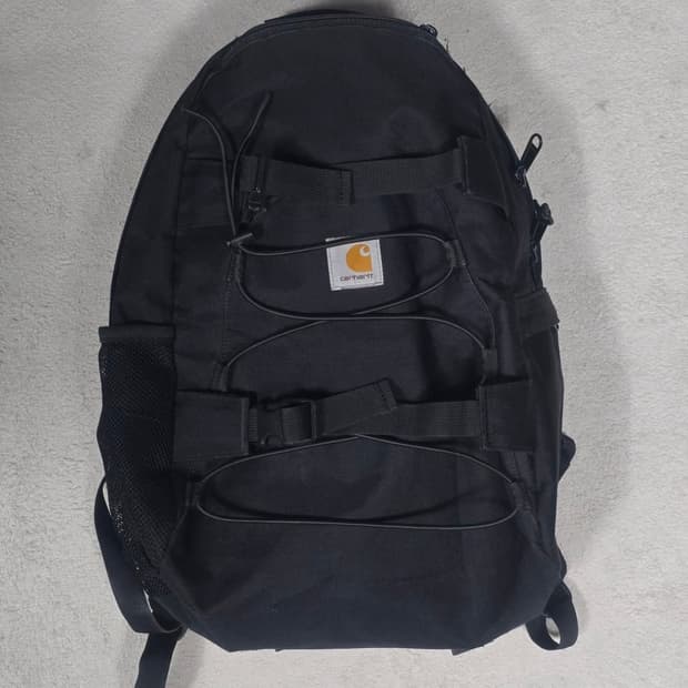 칼하트 킥플립 블랙백팩